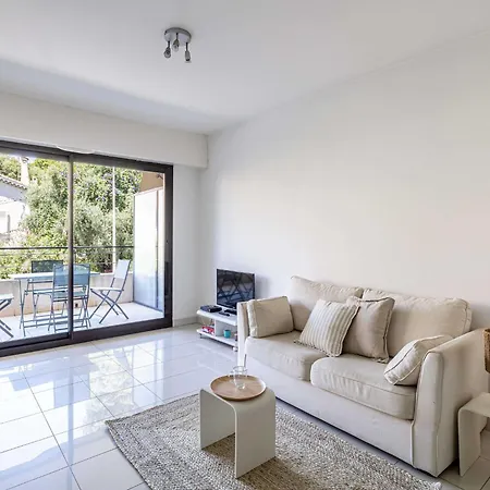 Charming With Balcony Pool - 1bd 2p - Appartement